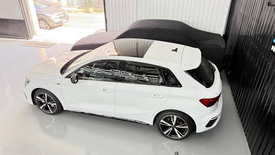 AUDI A3 2.0 40 TFSI MHEV SPORTBACK PERFORMANCE BLACK S-TRONIC